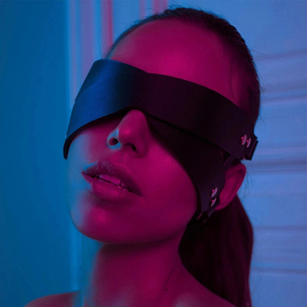 Bondage Mask Blindfold Gothic Cosplay Mask Carnival Halloween Party Masquerade