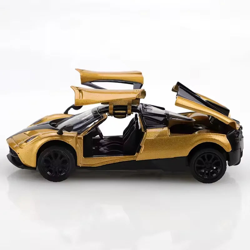 1 43 Scale Gold Pullback Racing Car Die-Cast Metal Three Doors Open