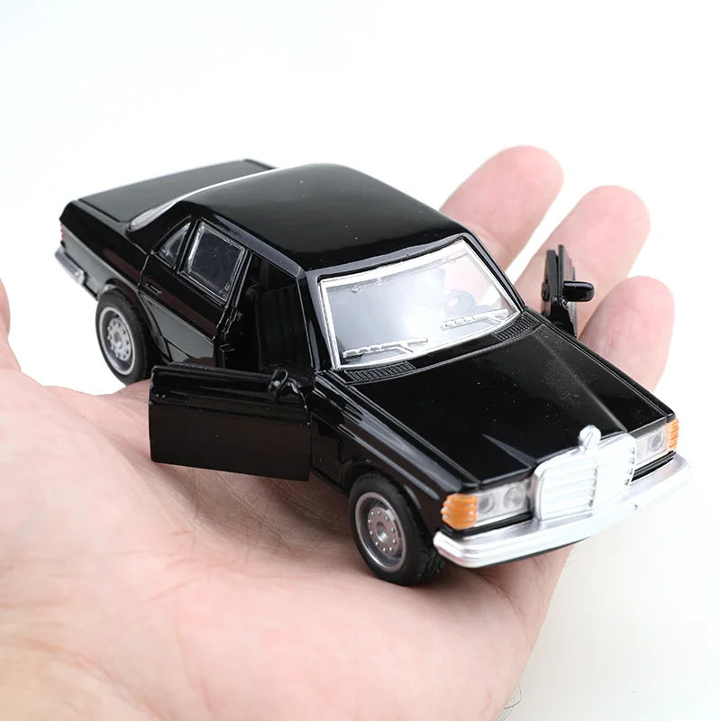 1:36 Classical S-class Alloy Model Car Simulated Off-Road Vehicle Children