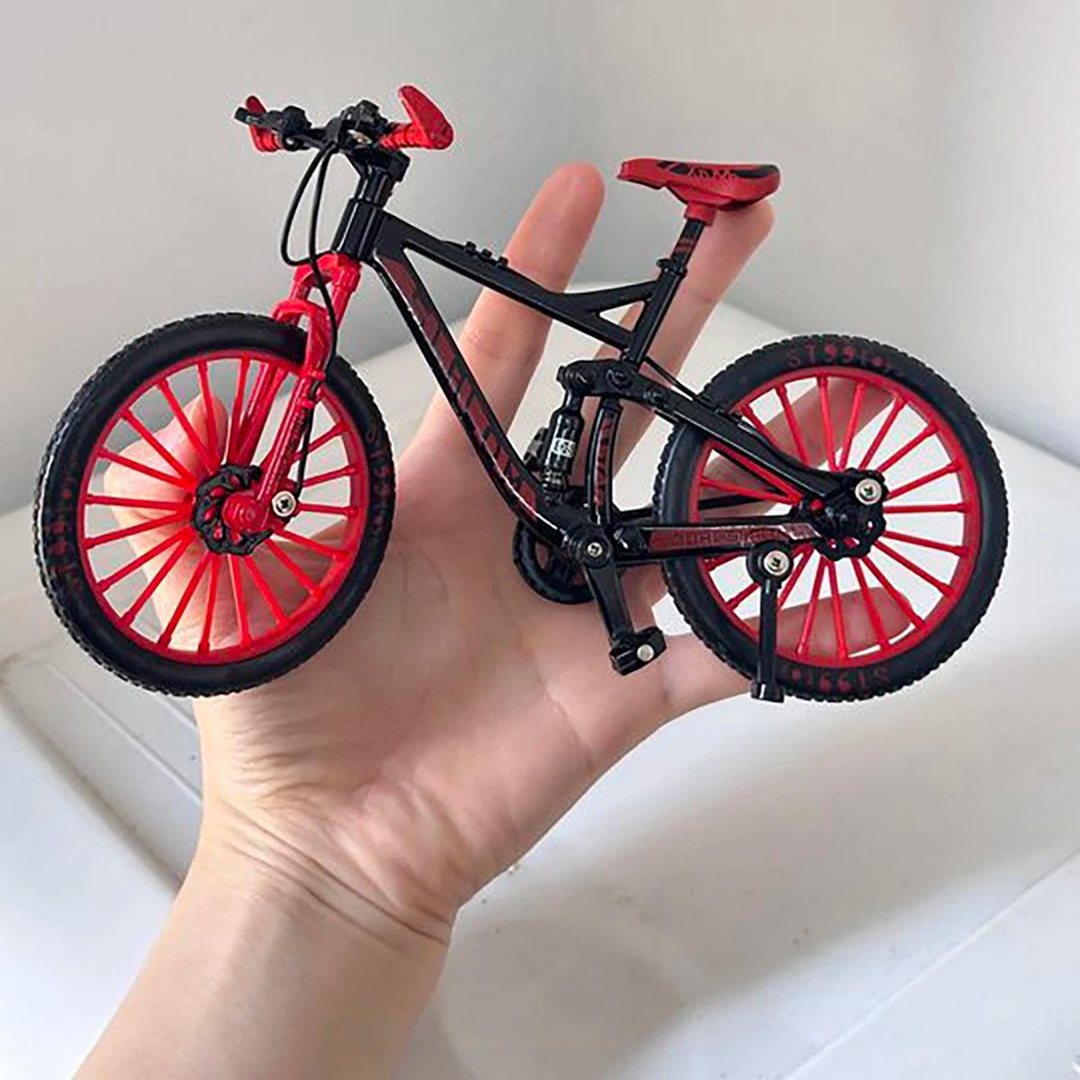 1:10 Mini Alloy Bicycle Diecast Model Finger Mountain Miniature Metal Bike