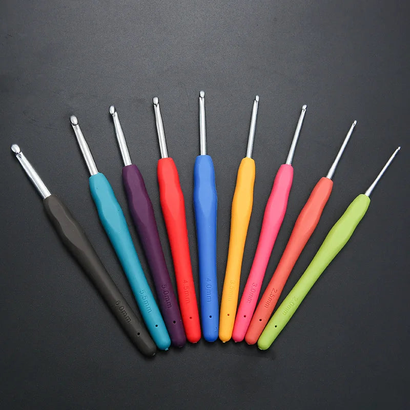 9pcs Knitting Tool Sweater Needle TPR Soft Handle Aluminum Crochet Scarf