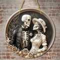 1pc 2D flat round wooden hanging plaque rustic skull couple pattern holiday