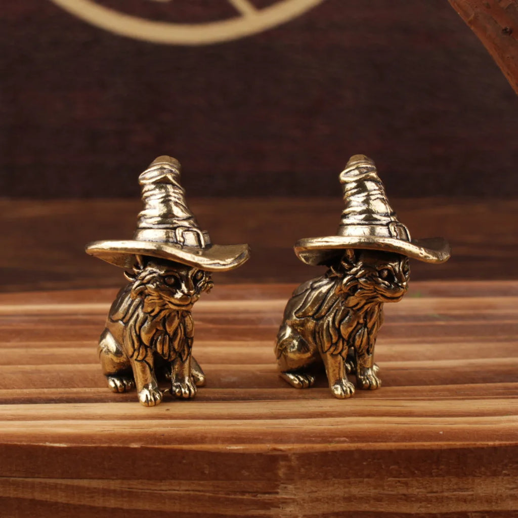 Cute sorcerer Cat Small Statue Creative Solid Brass Childish Animal Kitten