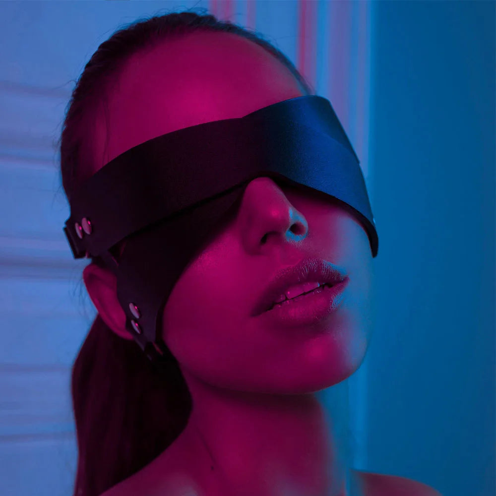 Bondage Mask Blindfold Gothic Cosplay Mask Carnival Halloween Party Masquerade
