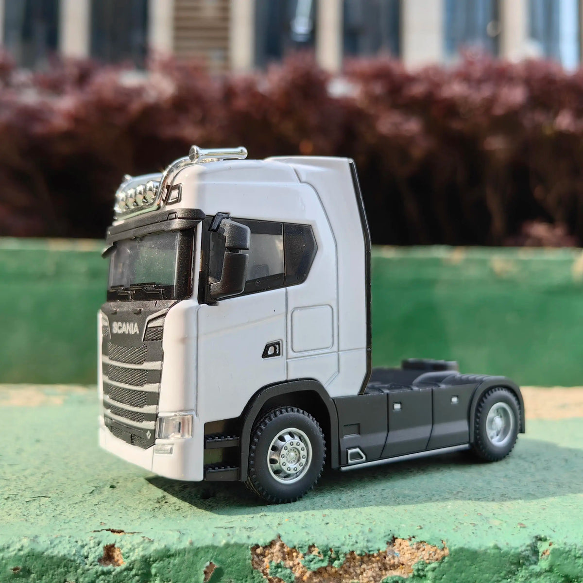 1 50 Alloy Diecast Truck Head Car Model Toys Simulation Engineering Transport