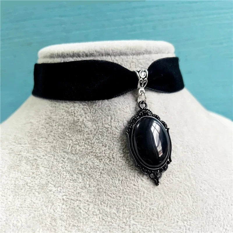 Gothic Vampire Cameo Pendant Choker Velvet Necklace