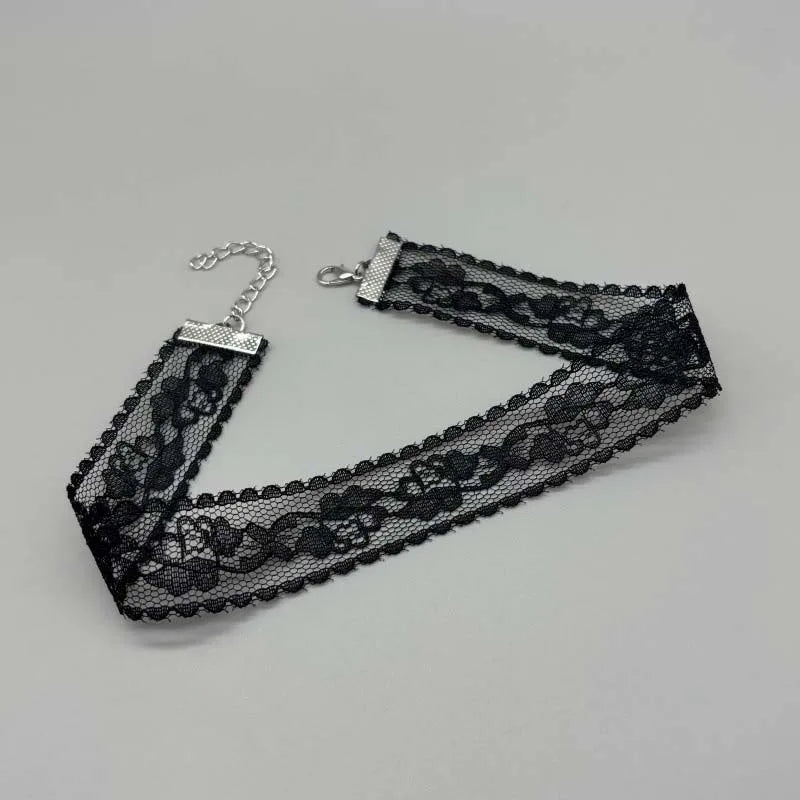 Short Lace Choker Necklace Women Girl Black White
