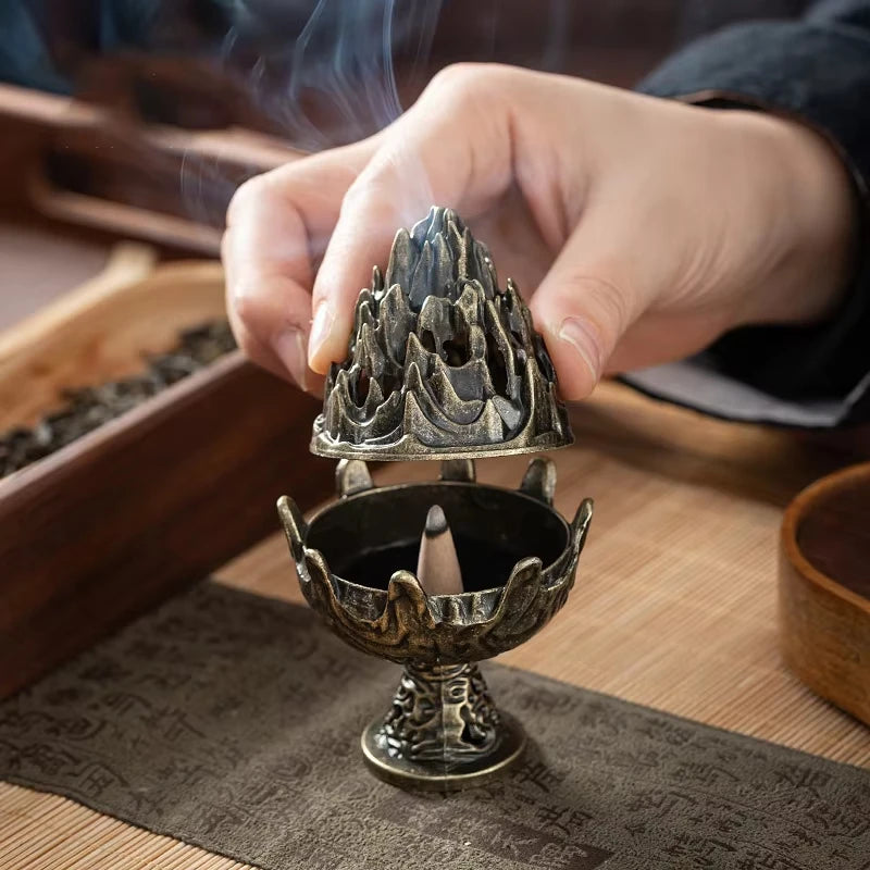 Vertical Incense Burner Mini Alloy Hollow Incense Holder Portable Tabletop Decor