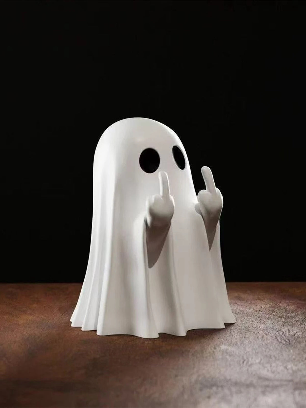 Funny Middle Finger Ghost Statue Terrifying